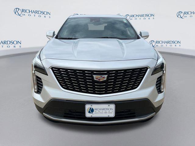 used 2022 Cadillac XT4 car, priced at $27,254