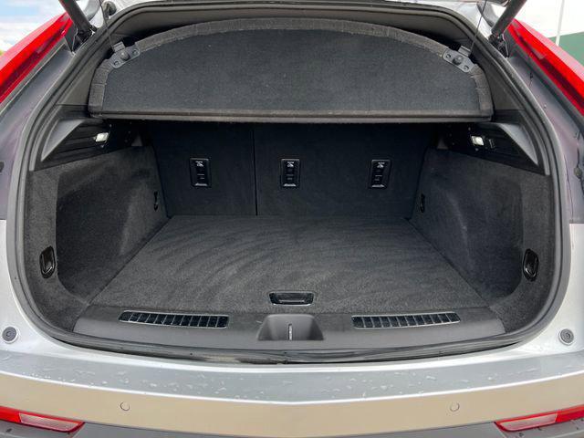 used 2022 Cadillac XT4 car, priced at $27,254