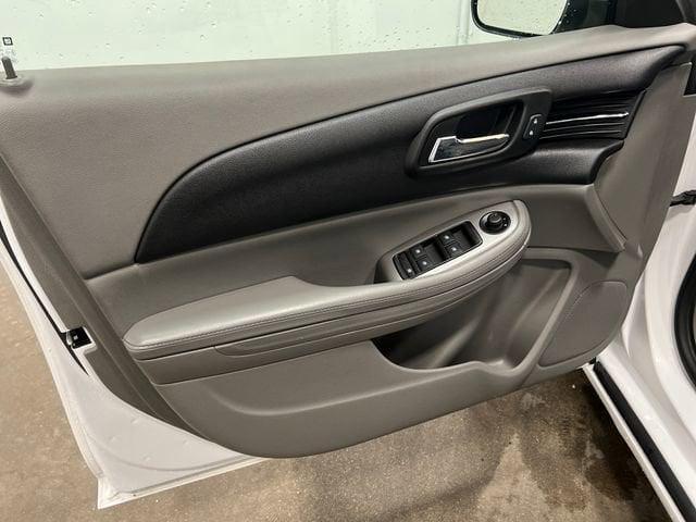 used 2015 Chevrolet Malibu car, priced at $7,777