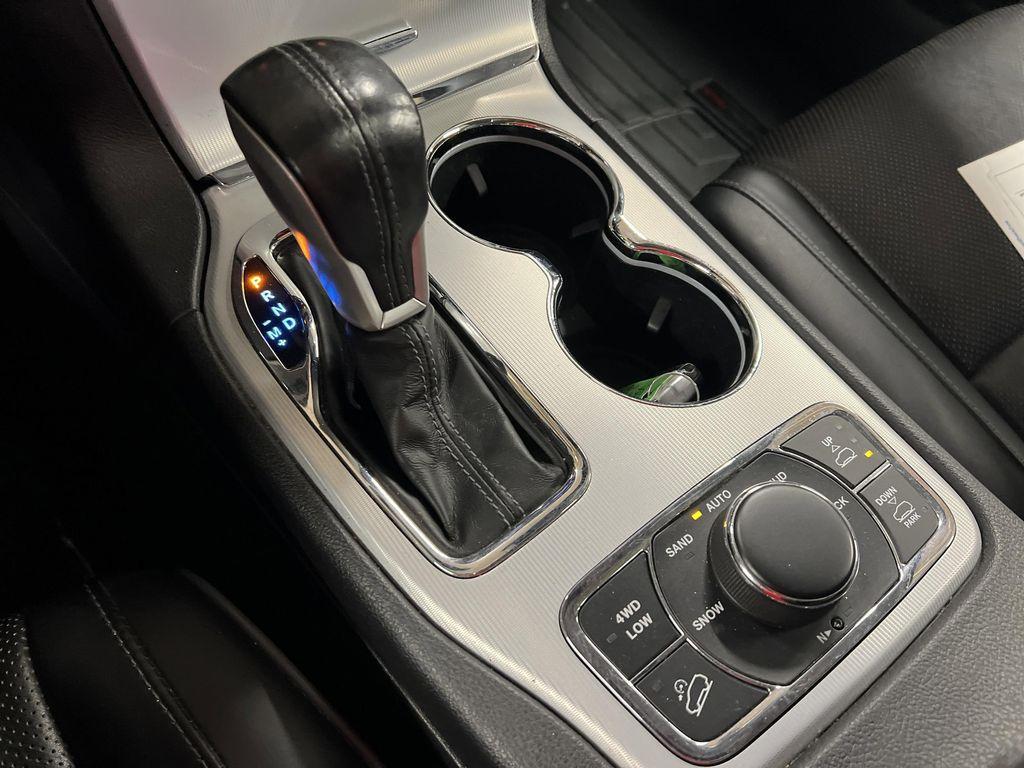 used 2021 Jeep Grand Cherokee car, priced at $32,938