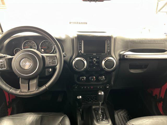 used 2015 Jeep Wrangler Unlimited car, priced at $18,533