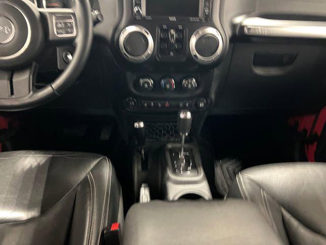 used 2015 Jeep Wrangler Unlimited car, priced at $18,533