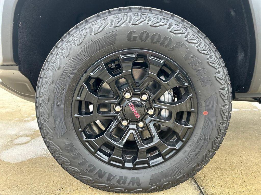 new 2026 GMC Canyon car, priced at $38,539