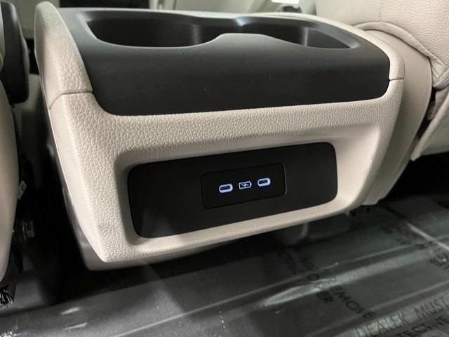 new 2026 Honda Odyssey car, priced at $42,038