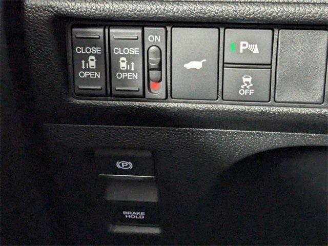 new 2026 Honda Odyssey car, priced at $46,198