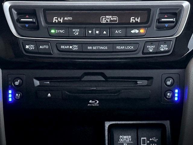 used 2022 Honda Pilot car, priced at $30,485