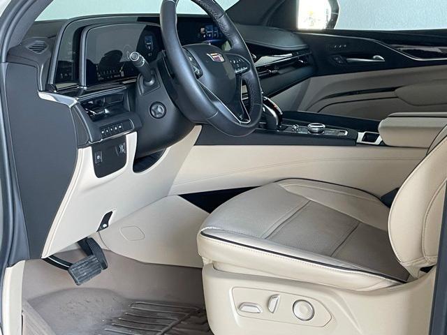 used 2024 Cadillac Escalade ESV car, priced at $76,923