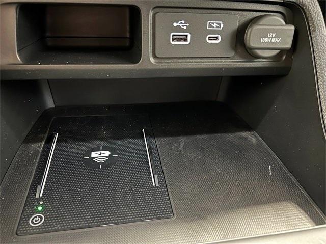 new 2025 Honda Pilot car, priced at $47,734