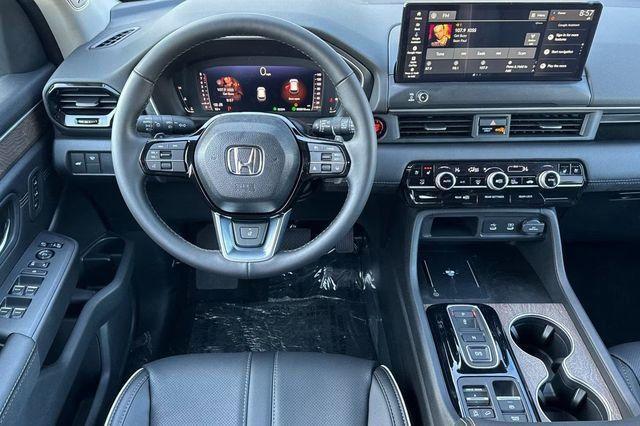 new 2026 Honda Pilot car, priced at $55,445