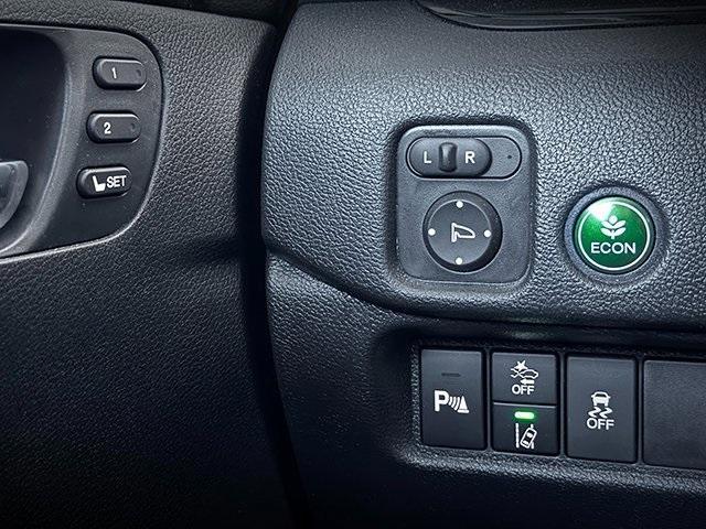 used 2021 Honda Passport car, priced at $24,487