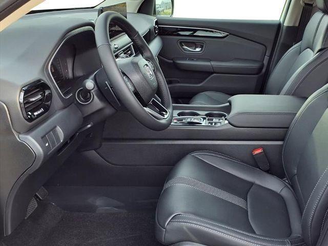 new 2026 Honda Pilot car, priced at $46,065