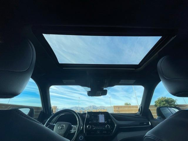 used 2021 Toyota Highlander car, priced at $29,339