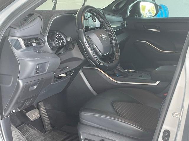 used 2021 Toyota Highlander car, priced at $29,339