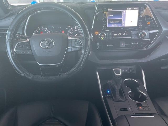 used 2021 Toyota Highlander car, priced at $29,339