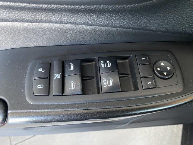 used 2019 Jeep Cherokee car, priced at $16,192