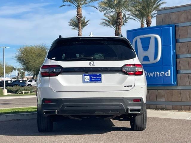 used 2025 Honda Pilot car, priced at $35,987