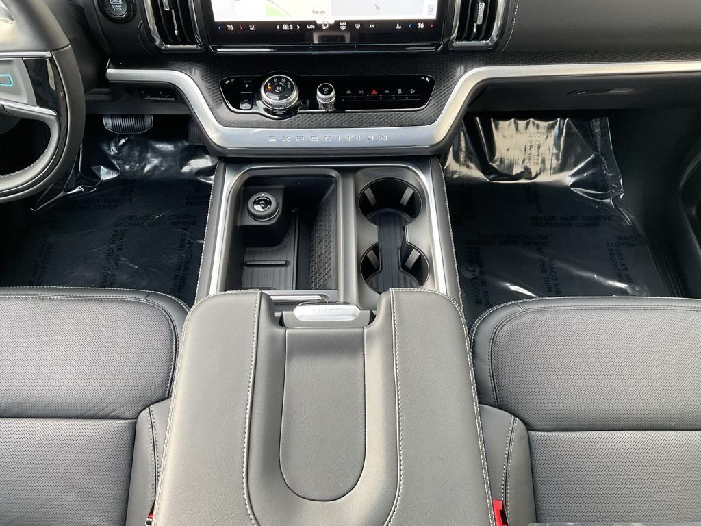 new 2025 Ford Expedition Max car, priced at $87,985