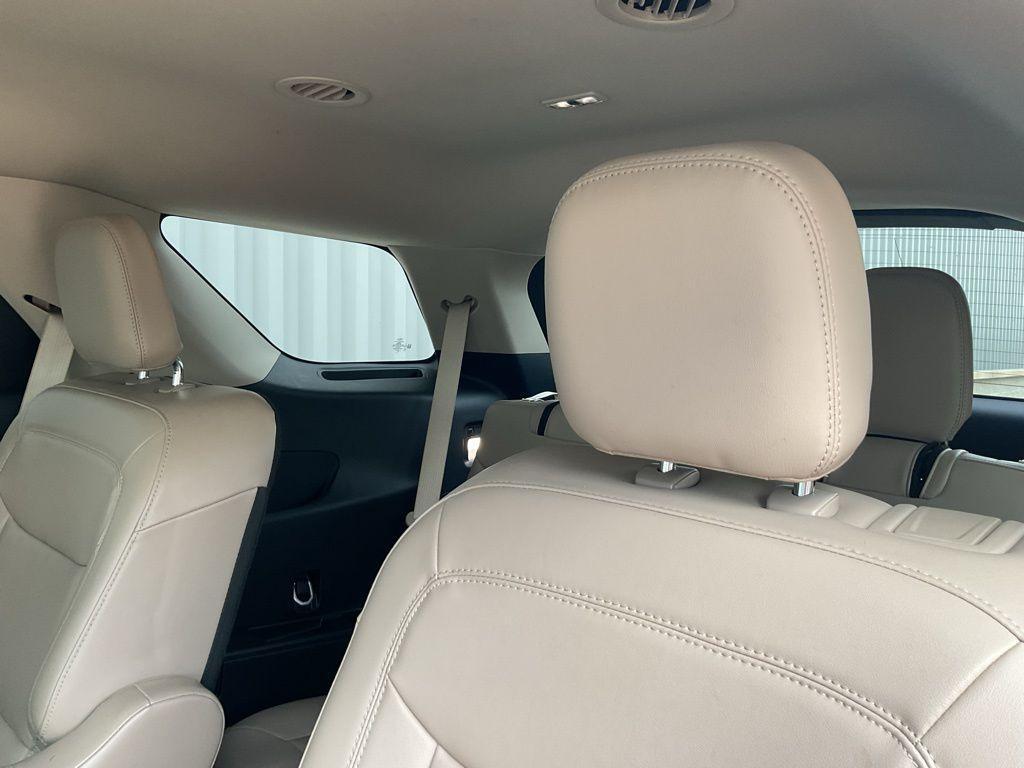 used 2023 Ford Explorer car, priced at $33,566