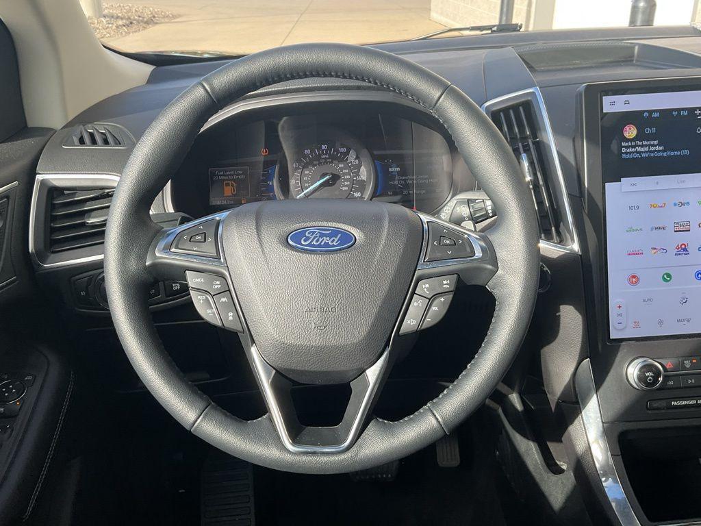 used 2024 Ford Edge car, priced at $35,950
