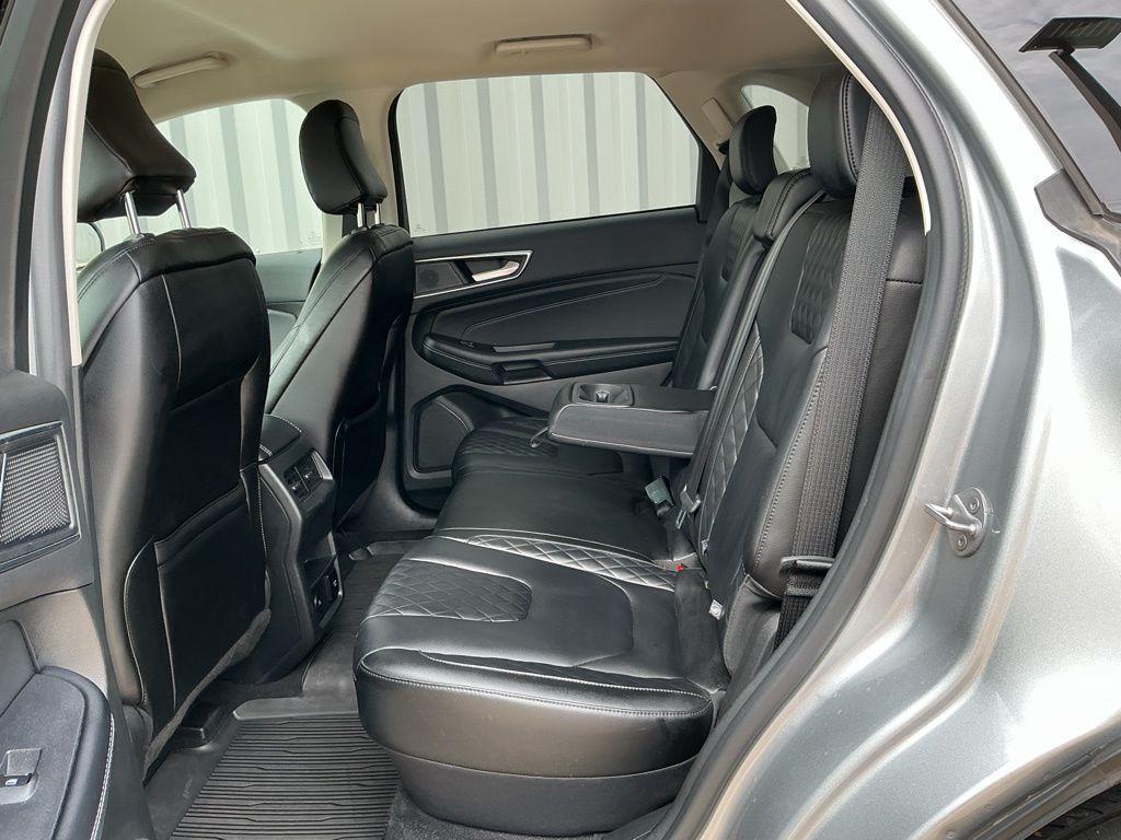 used 2023 Ford Edge car, priced at $29,987