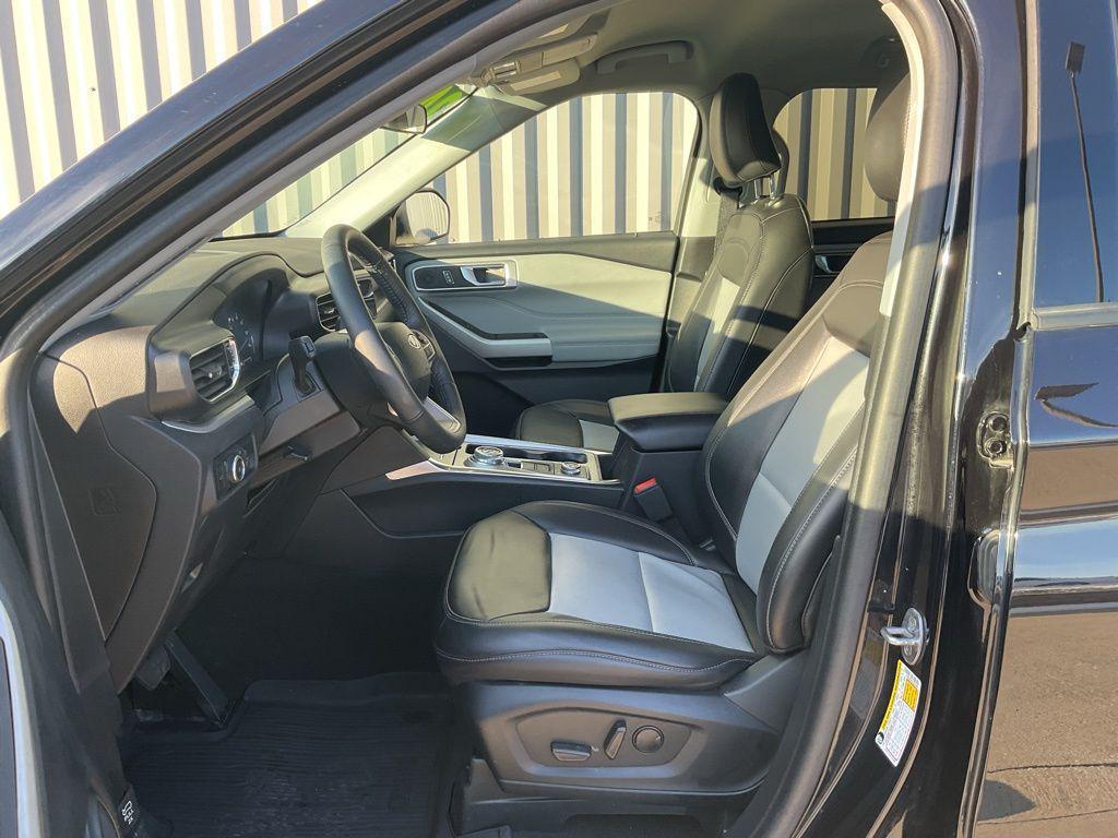 used 2024 Ford Explorer car, priced at $35,466