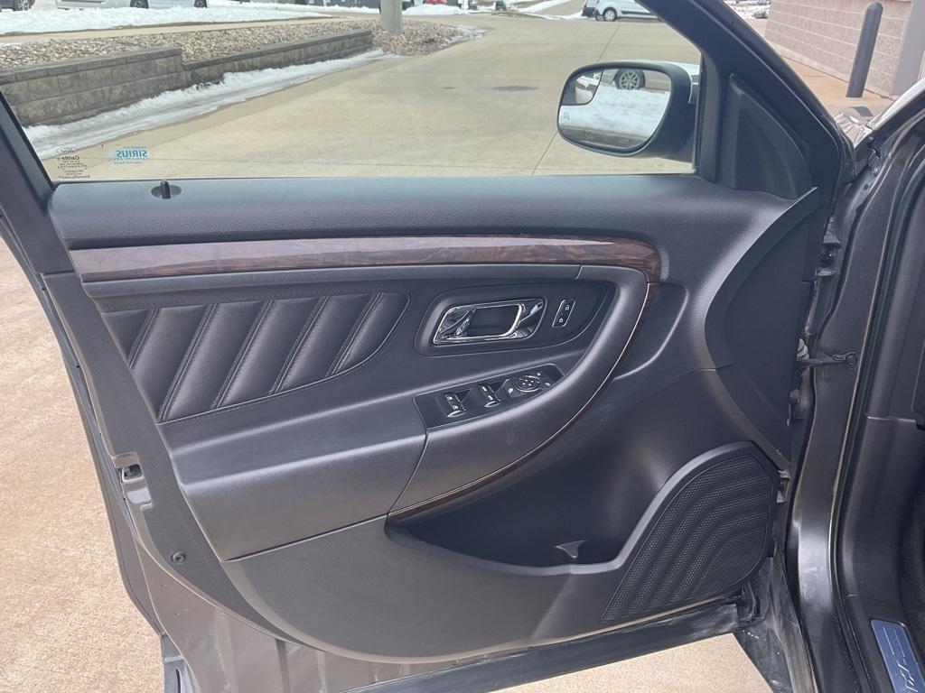 used 2015 Ford Taurus car, priced at $12,999