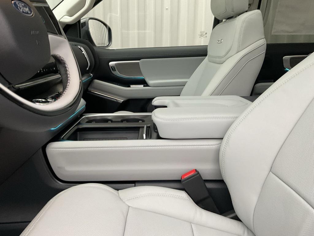 new 2025 Ford Expedition Max car, priced at $85,490