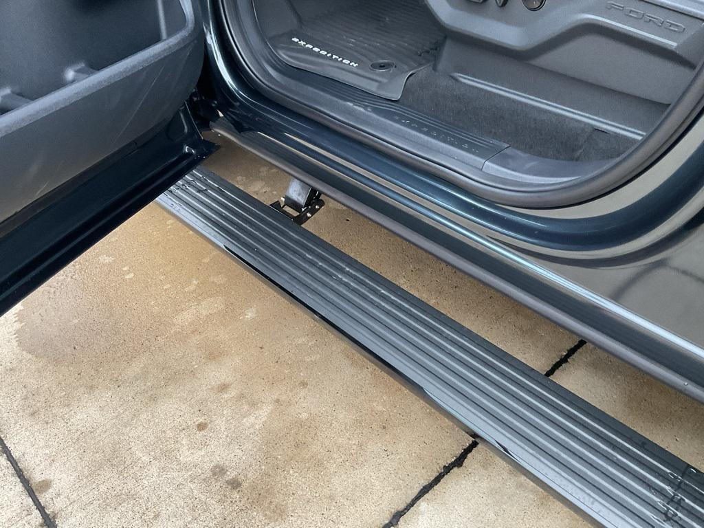 new 2025 Ford Expedition Max car, priced at $85,490