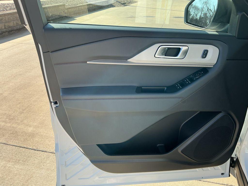new 2026 Ford Explorer car, priced at $45,555