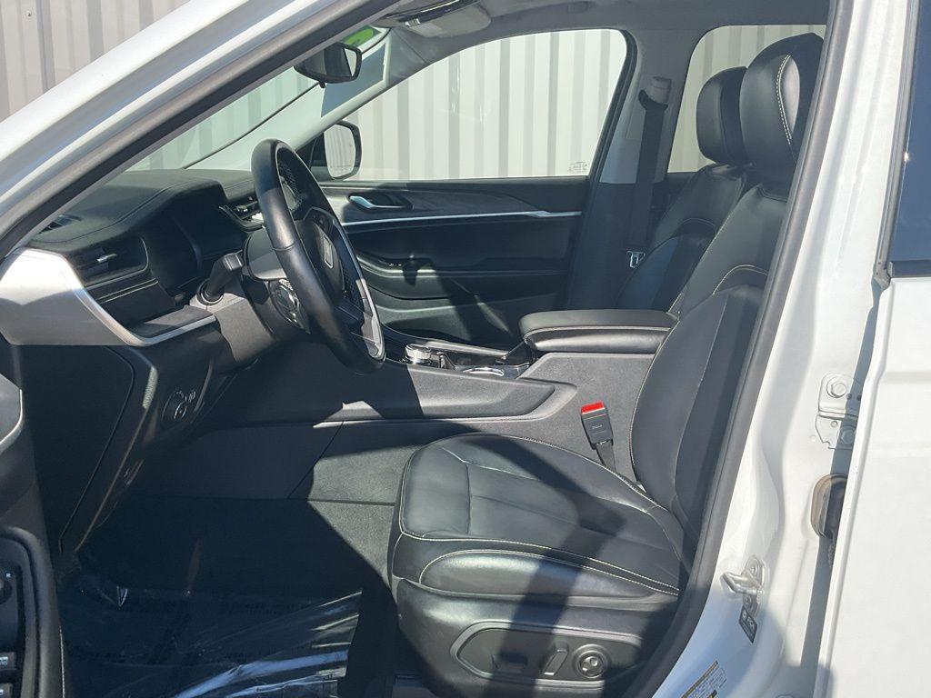 used 2021 Jeep Grand Cherokee L car, priced at $26,300