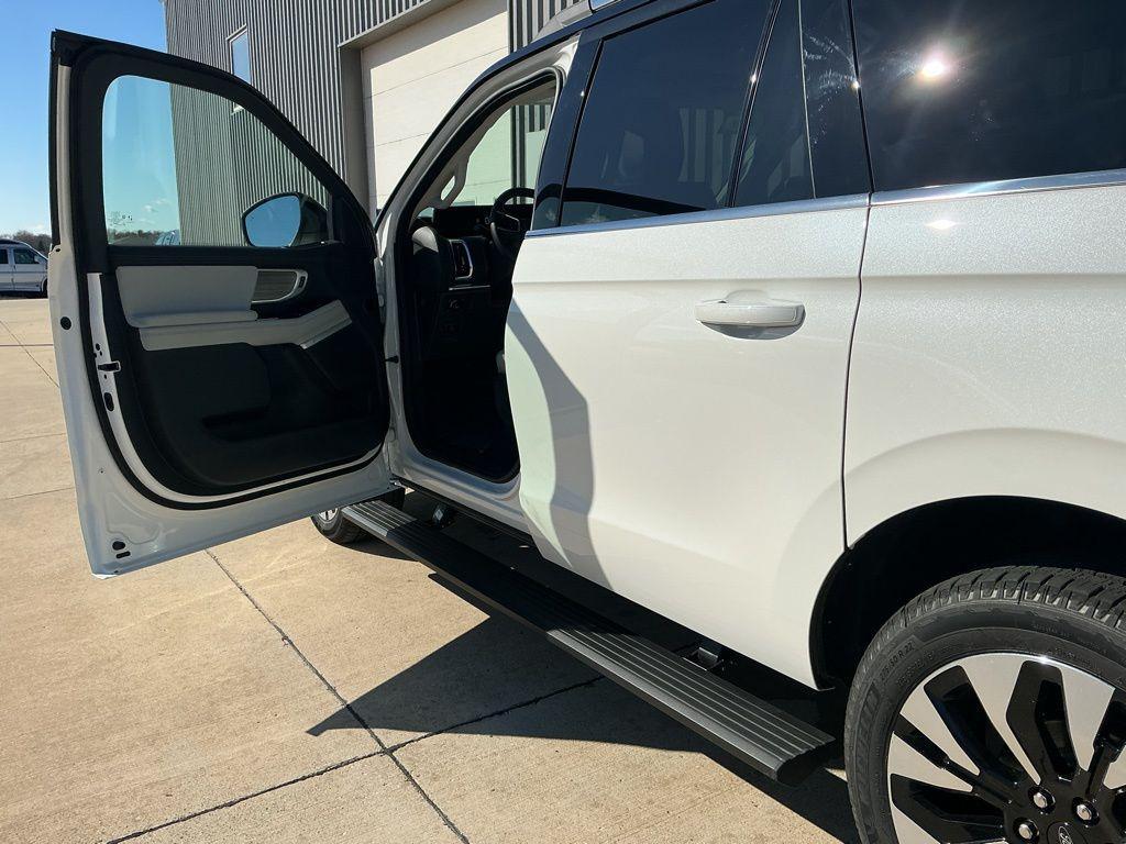 new 2026 Ford Expedition Max car