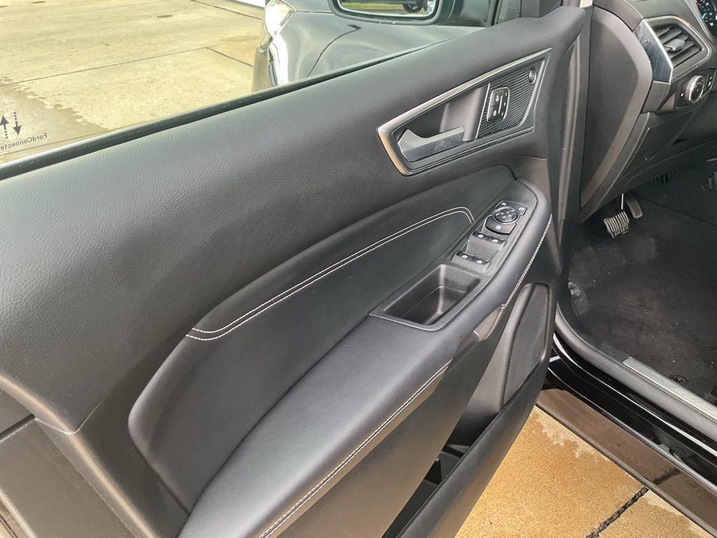 used 2024 Ford Edge car, priced at $32,675