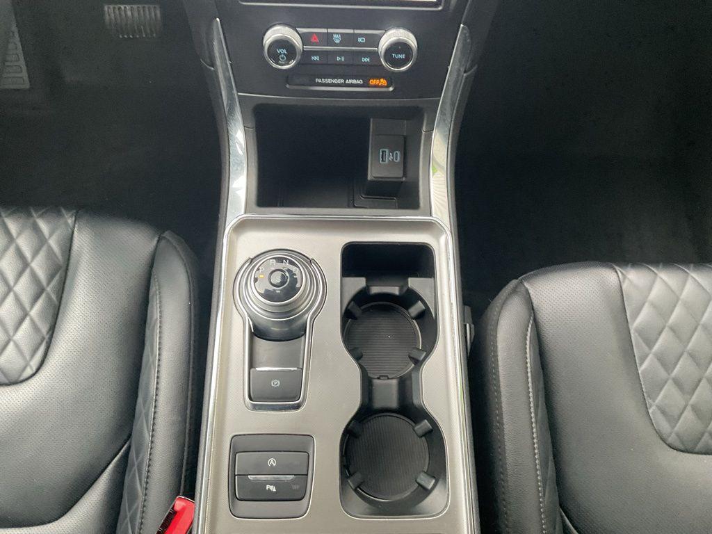 used 2024 Ford Edge car, priced at $32,675