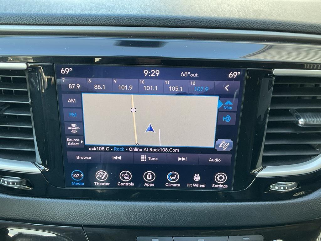 used 2020 Chrysler Pacifica car, priced at $20,896