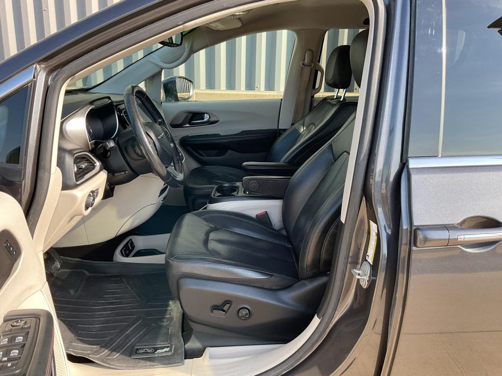 used 2020 Chrysler Pacifica car, priced at $20,896