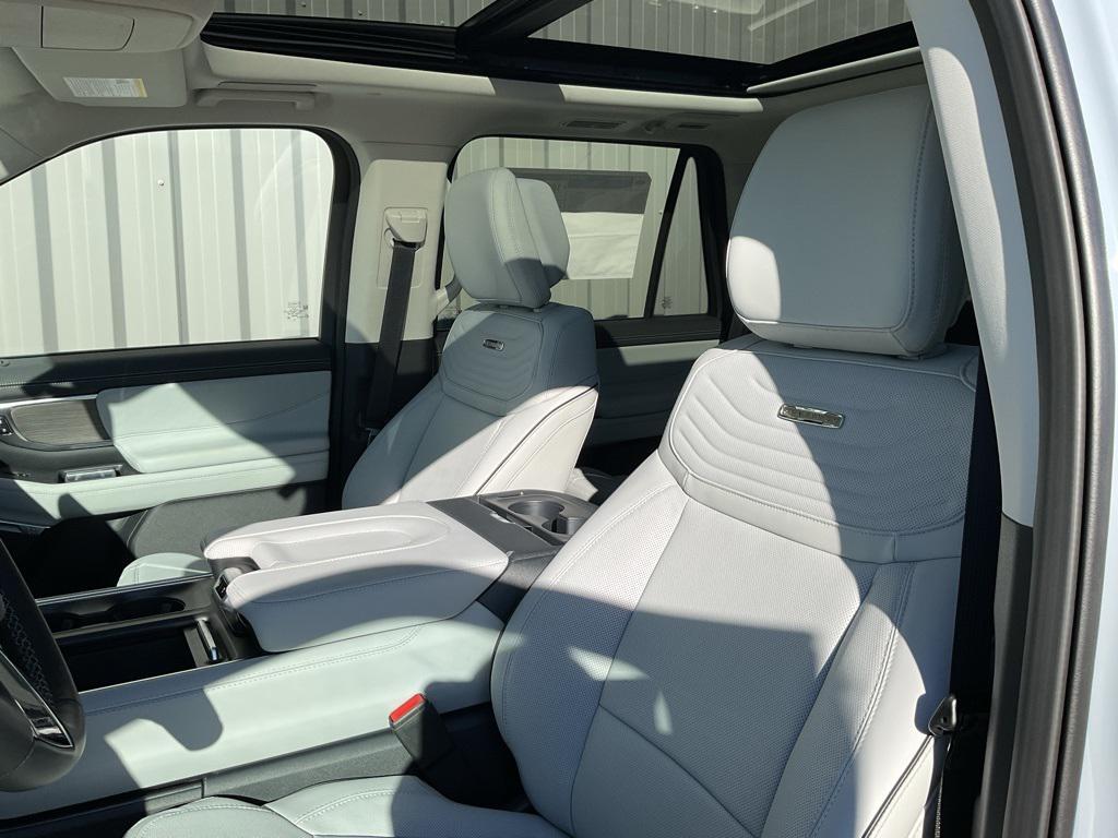 new 2026 Ford Expedition car, priced at $92,110