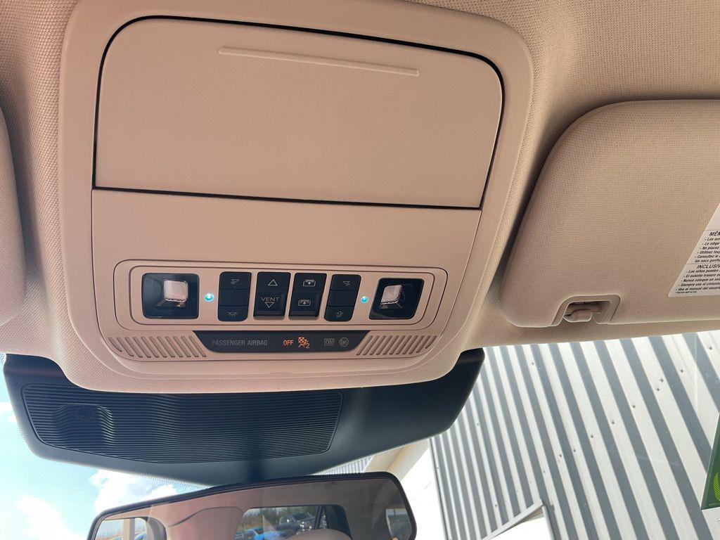 used 2022 Ford Explorer car, priced at $31,298