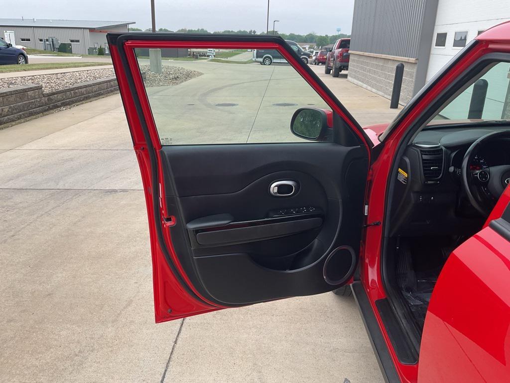 used 2015 Kia Soul car, priced at $9,544