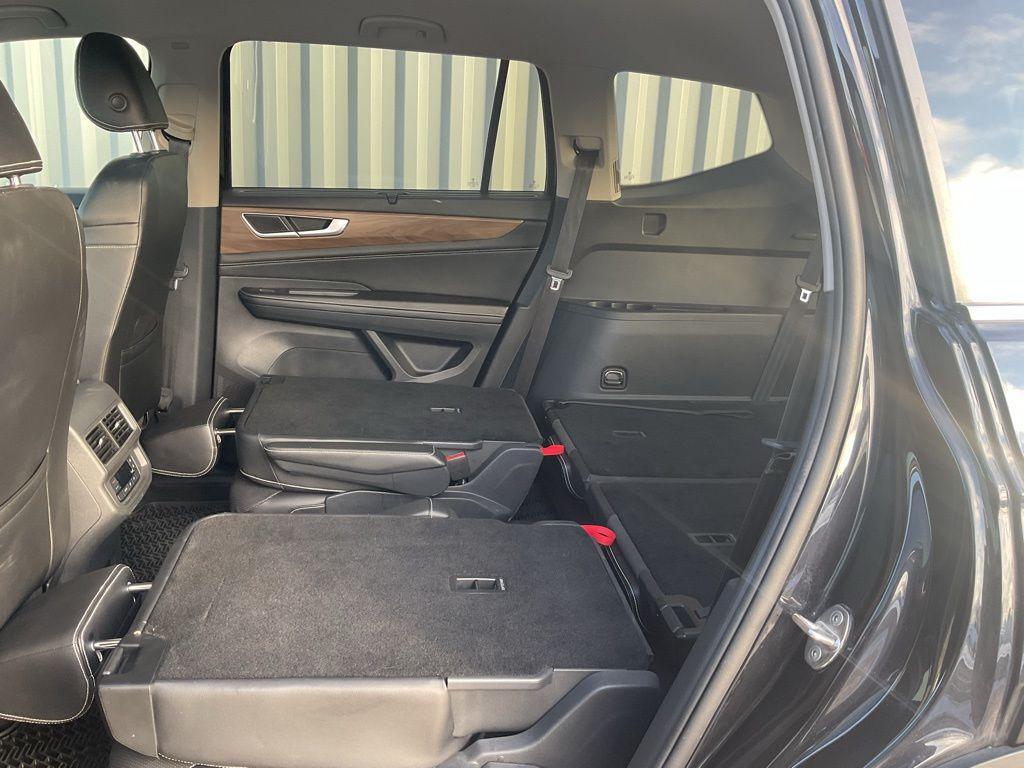 used 2024 Volkswagen Atlas car, priced at $26,653