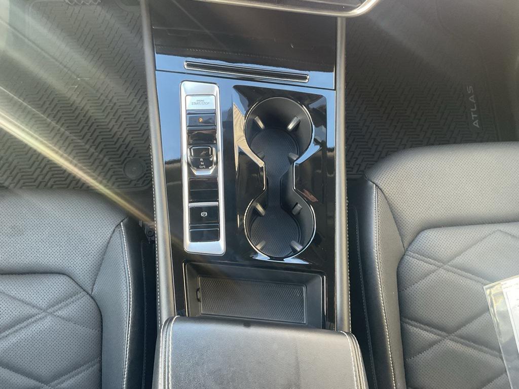 used 2024 Volkswagen Atlas car, priced at $26,653