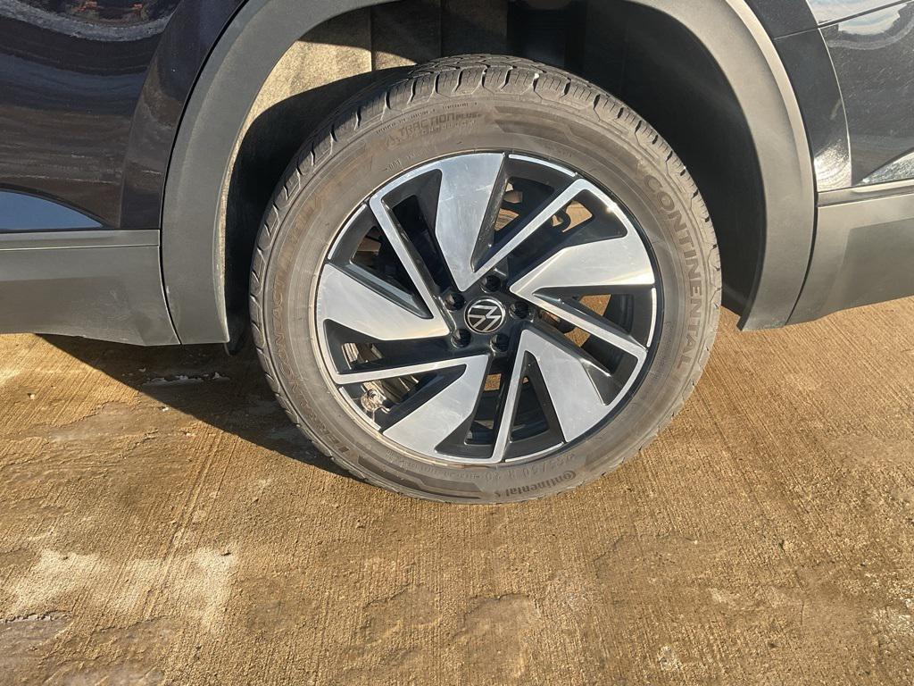 used 2024 Volkswagen Atlas car, priced at $26,653