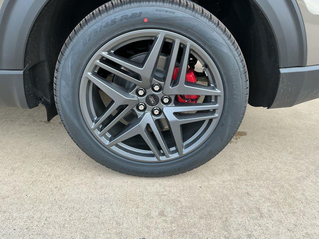 new 2026 Ford Explorer car, priced at $50,605