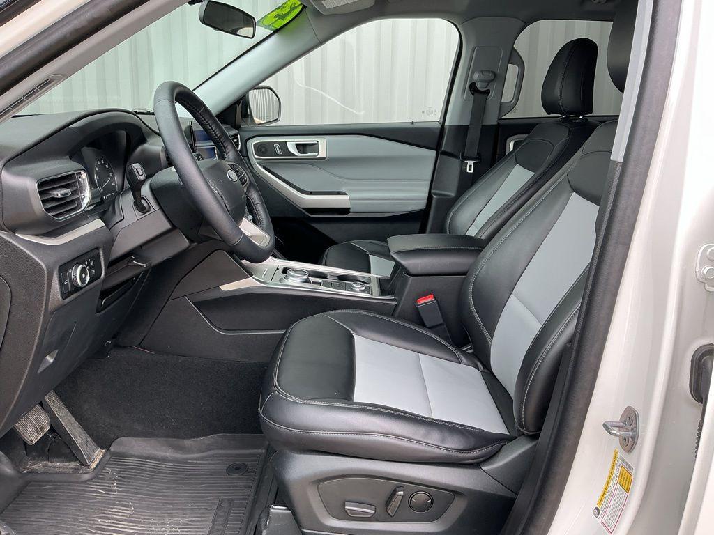used 2023 Ford Explorer car, priced at $37,999