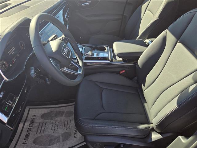 new 2025 Audi Q7 car, priced at $76,770