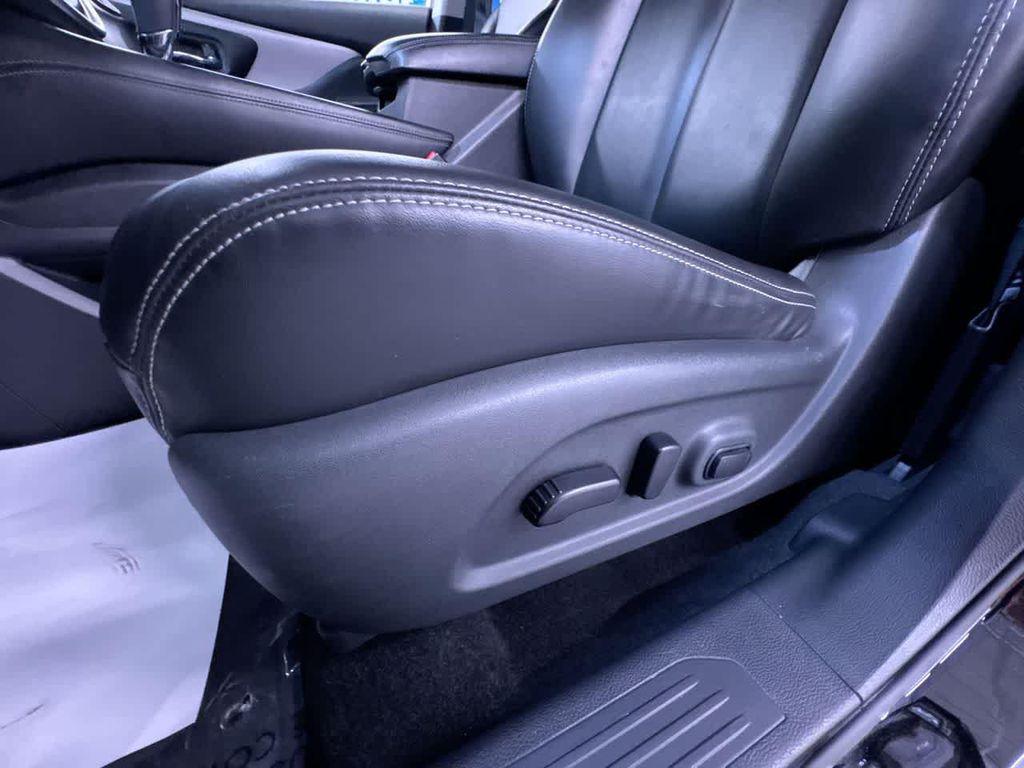 used 2023 Nissan Murano car, priced at $21,875