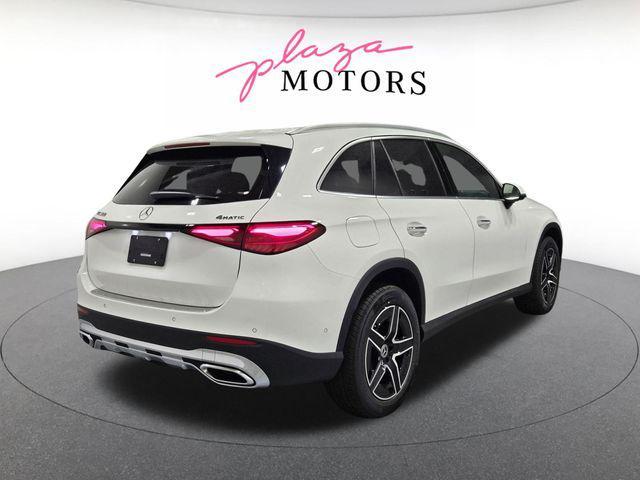 new 2026 Mercedes-Benz GLC 300 car, priced at $57,324