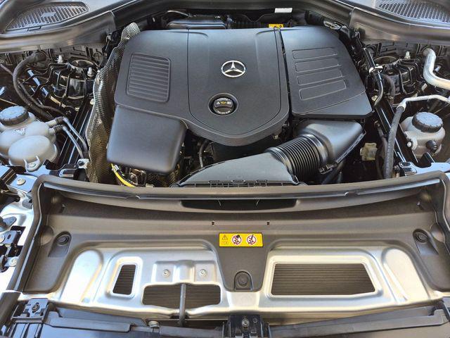 new 2026 Mercedes-Benz GLC 300 car, priced at $59,449