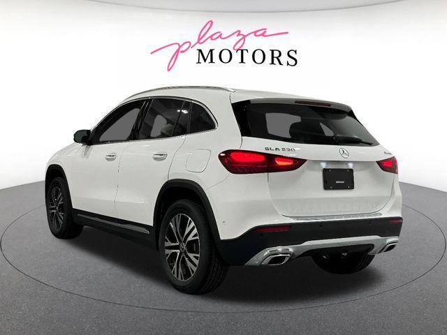 used 2026 Mercedes-Benz GLA 250 car, priced at $42,100