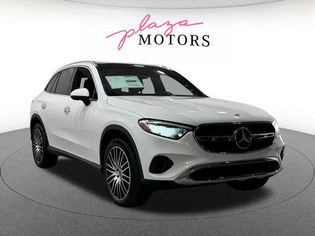 new 2026 Mercedes-Benz GLC 300 car, priced at $61,669