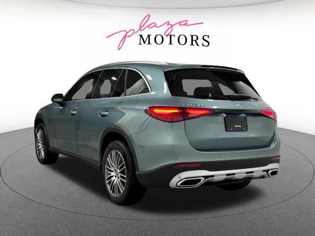 new 2026 Mercedes-Benz GLC 300 car, priced at $61,219